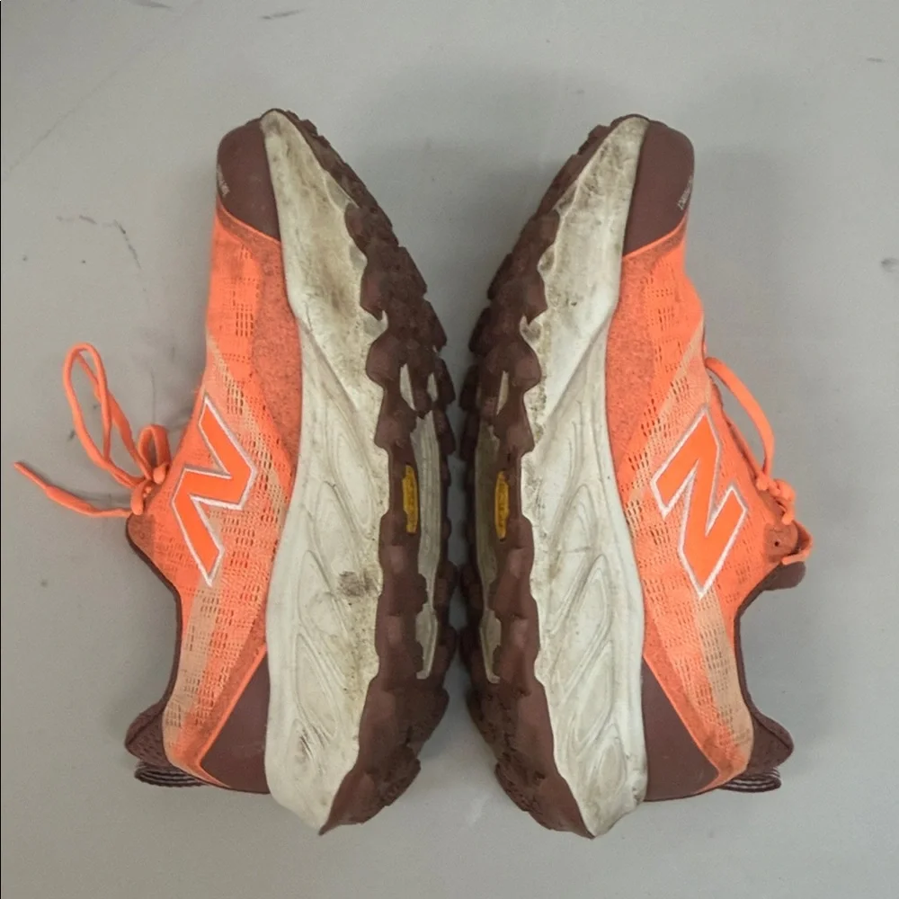 New Balance Fresh Foam X Hierro V9 Trail Shoes Sz 9.5 Hot Mango Peach Blossom! - Picture 7 of 9